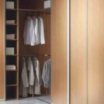 Обзор угловых шкафов купе для спальни, как выбрать