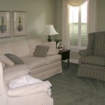 Оттенки зеленого в гостиной