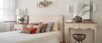 столик для макияжа с зеркалом для спальни